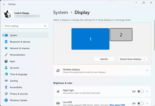 How to change the display resolution in a multi-monitor setup