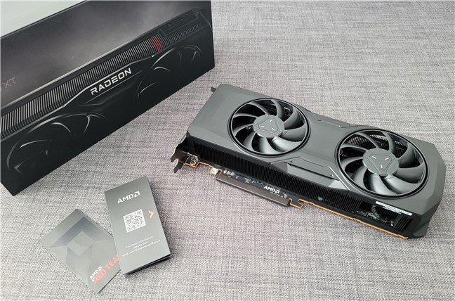 AMD Radeon RX 7800 XT: What's inside the box