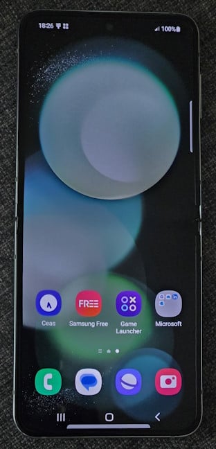 Unfolding the Samsung Galaxy Z Flip5