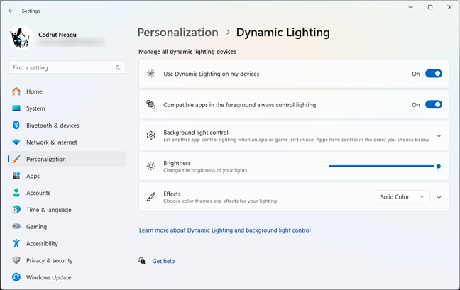 Dynamic Lighting: Built-in RGB lighting controls