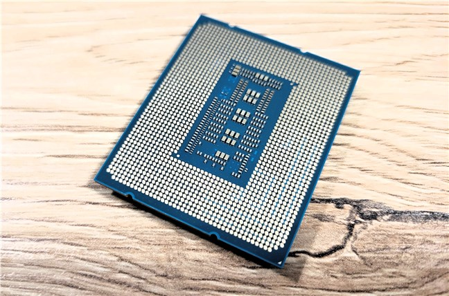 The contacts of the Intel Core i5-14600K processor
