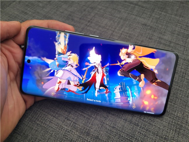 Playing a game on the OPPO Reno10 5G