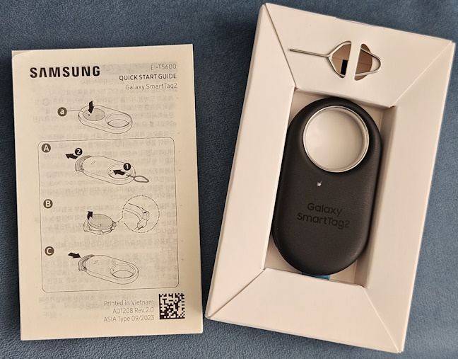 Unboxing the Samsung Galaxy SmartTag2