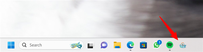 The folder is pinned to the taskbar of Windows 11