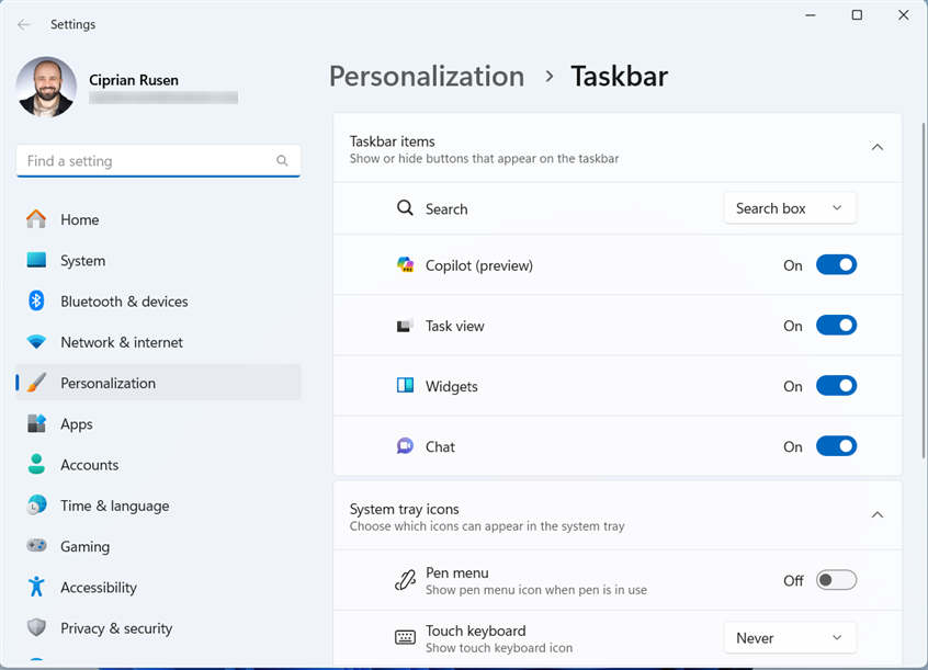 The Windows 11 taskbar settings