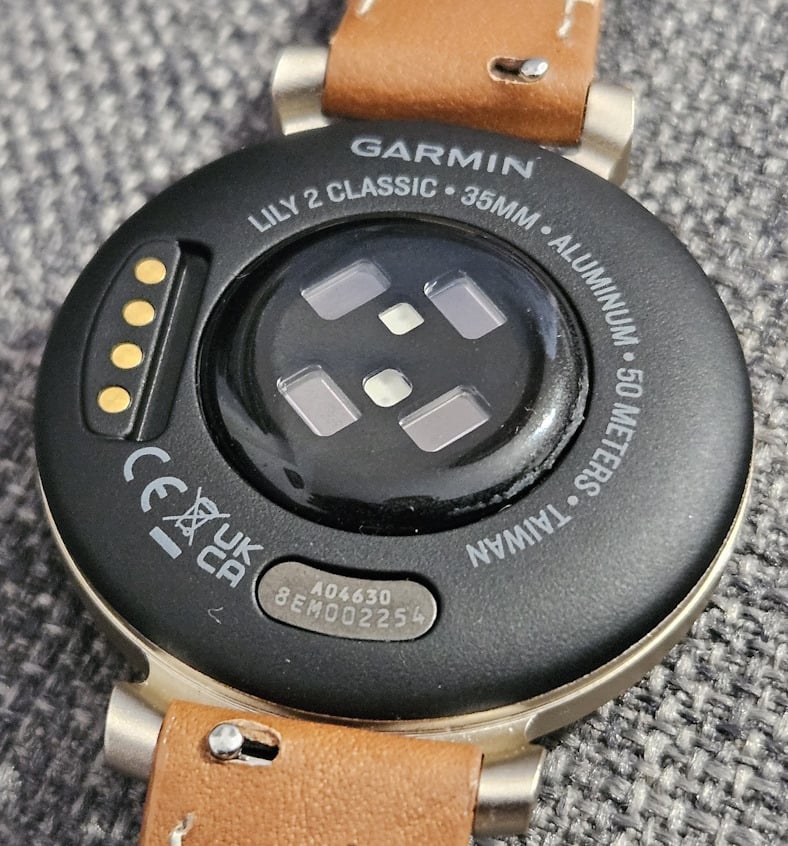 The sensors on the back of the watch