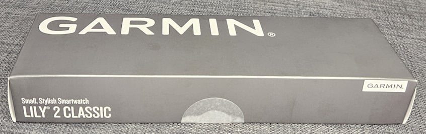 The packaging for Garmin Lily 2 Classic