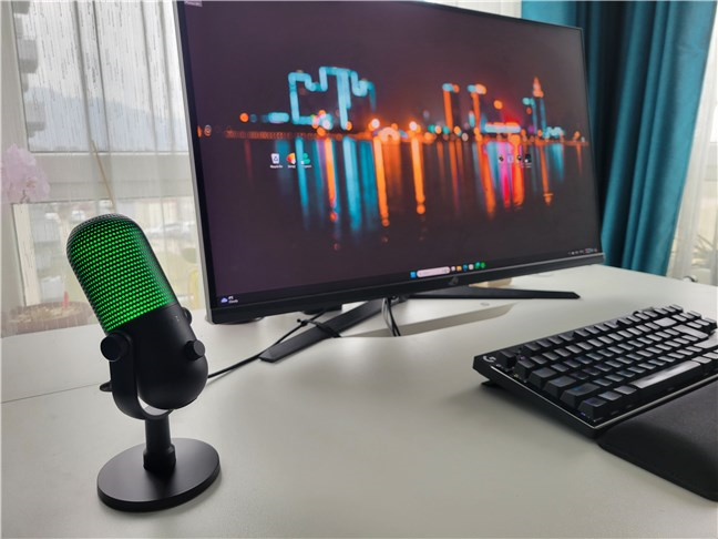 The Razer Seiren V3 Chroma on my desk