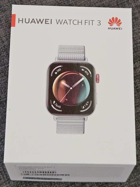The packaging for HUAWEI WATCH FIT 3