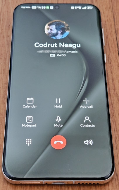 Mobile reception works well on the HUAWEI Pura 70 Ultra