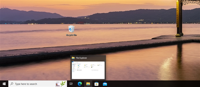The taskbar from Windows 10
