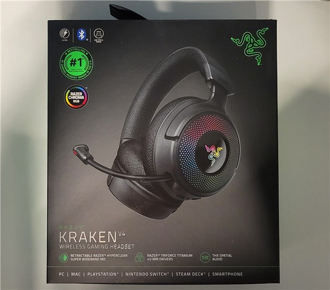 The packaging for Razer Kraken V4 does a good job at presenting the product