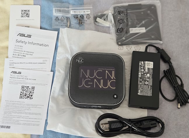 All the items found inside the box