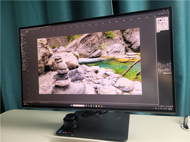 ViewSonic ColorPro VP2786-4K is great for editing photos