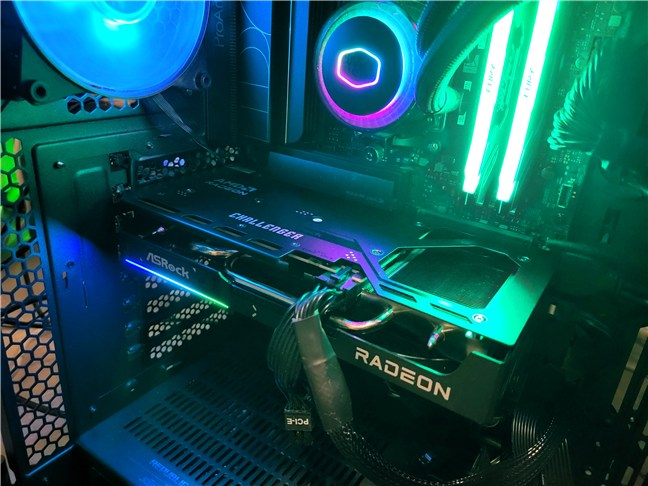 There's also a discreet LED strip on the GPU