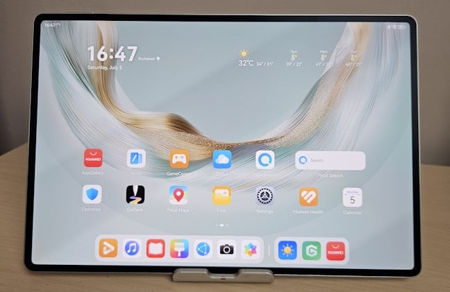 This is one of the best tablet displays for outdoor use