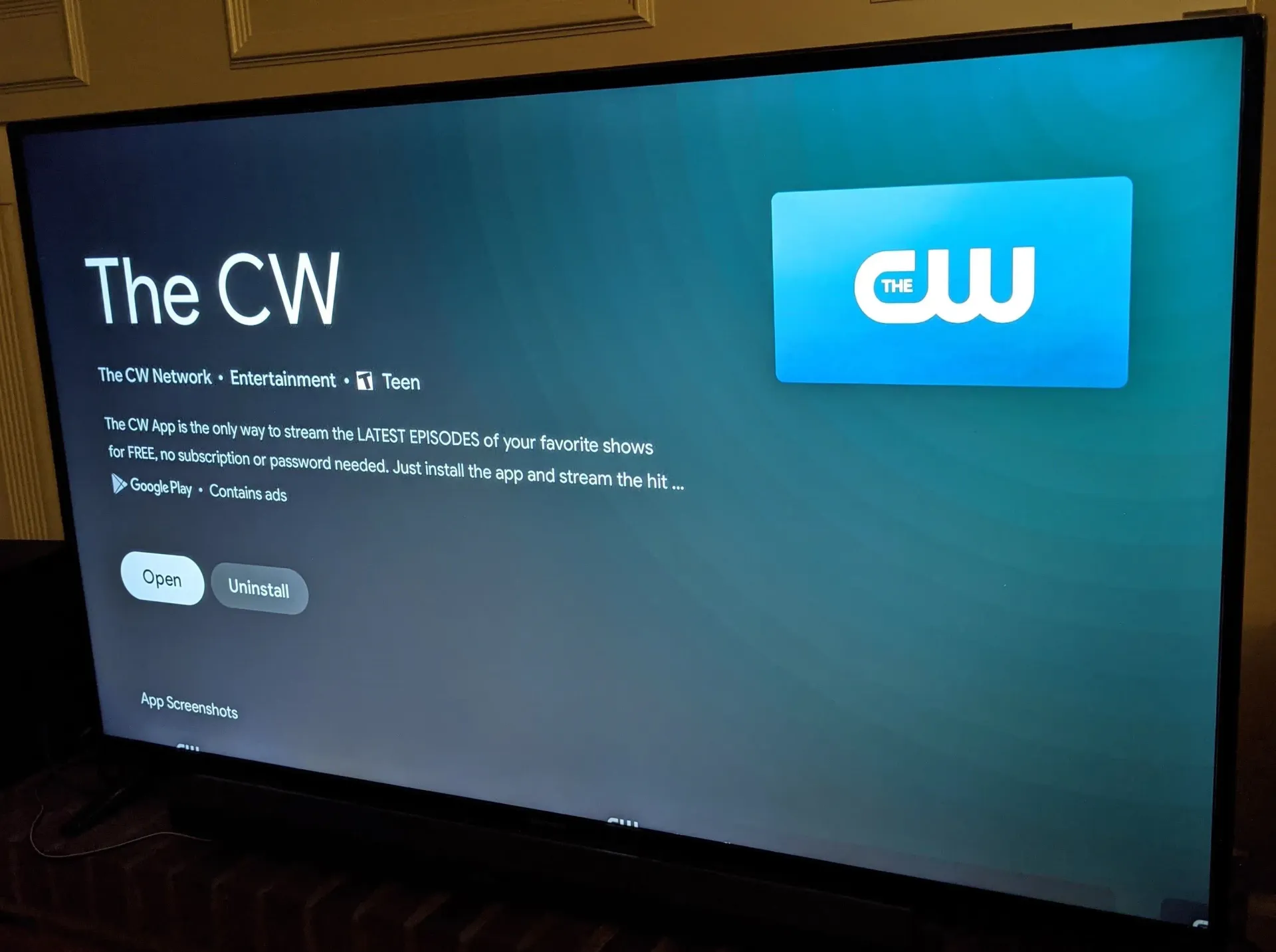 the blue cw logo on screen