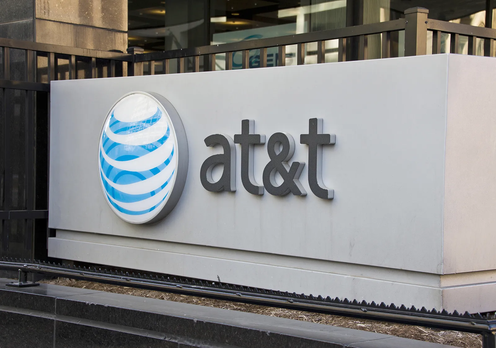 at and t headquarters
