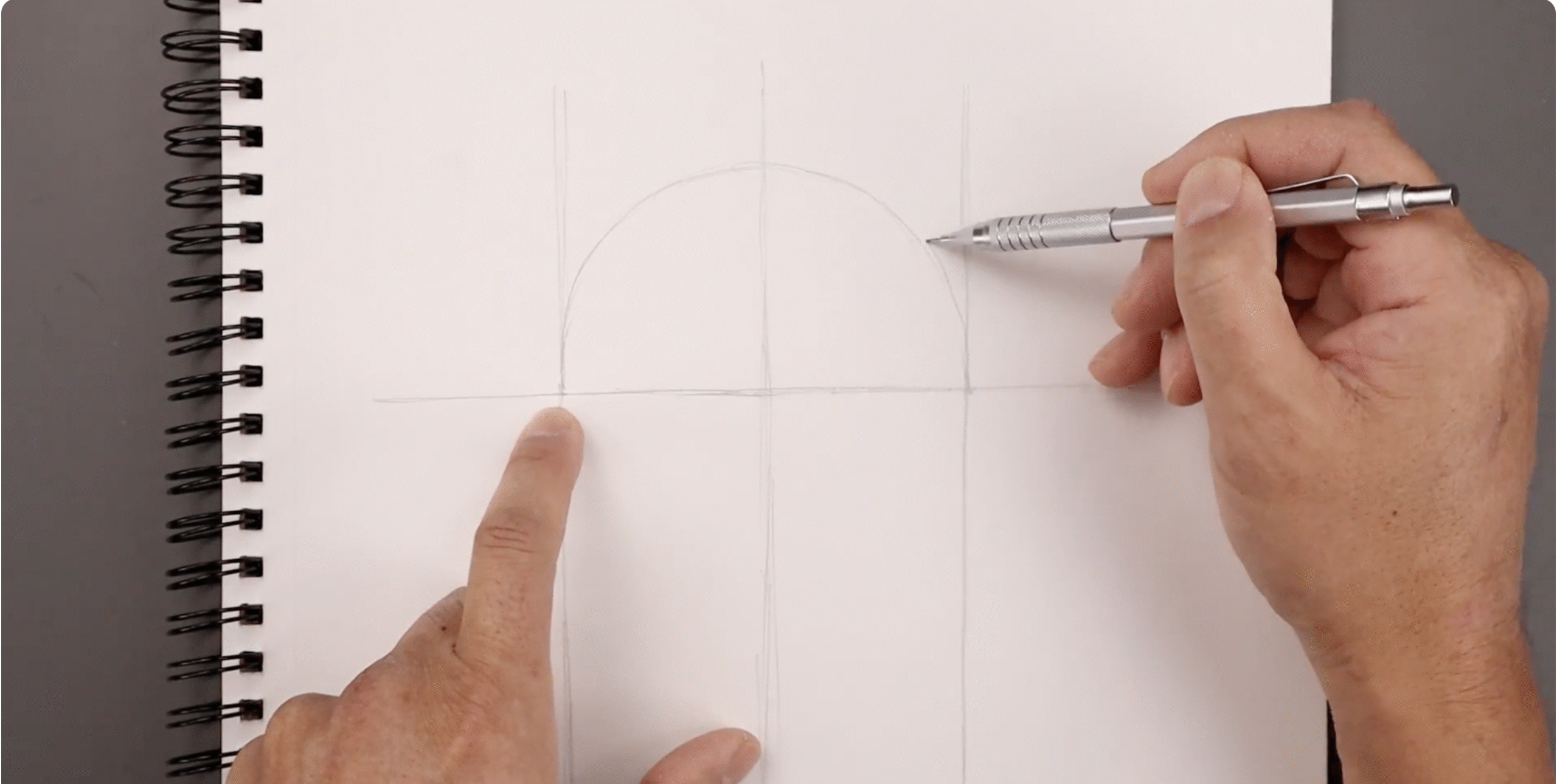 drawing a circular shape for the helmet
