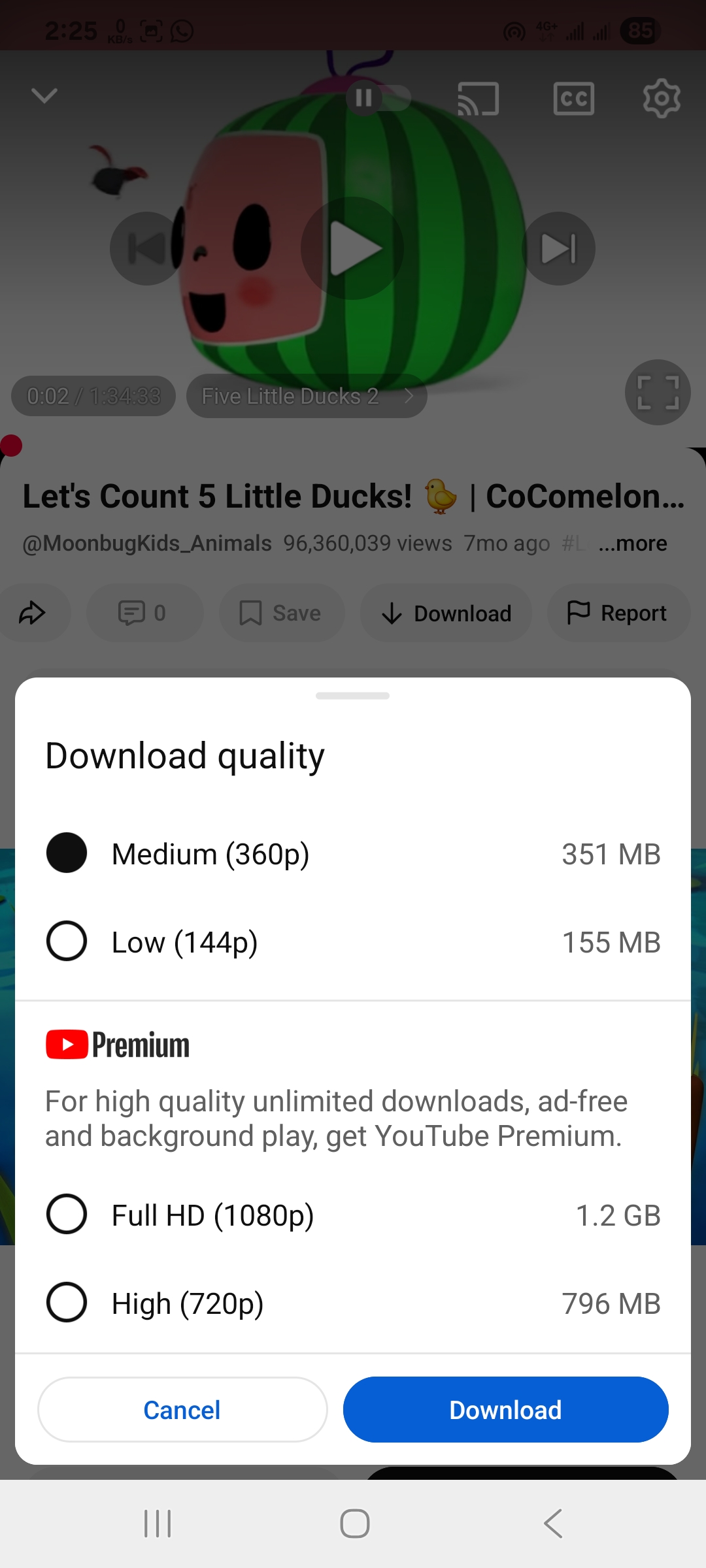 User tapping the resolution option on a smartphone screen