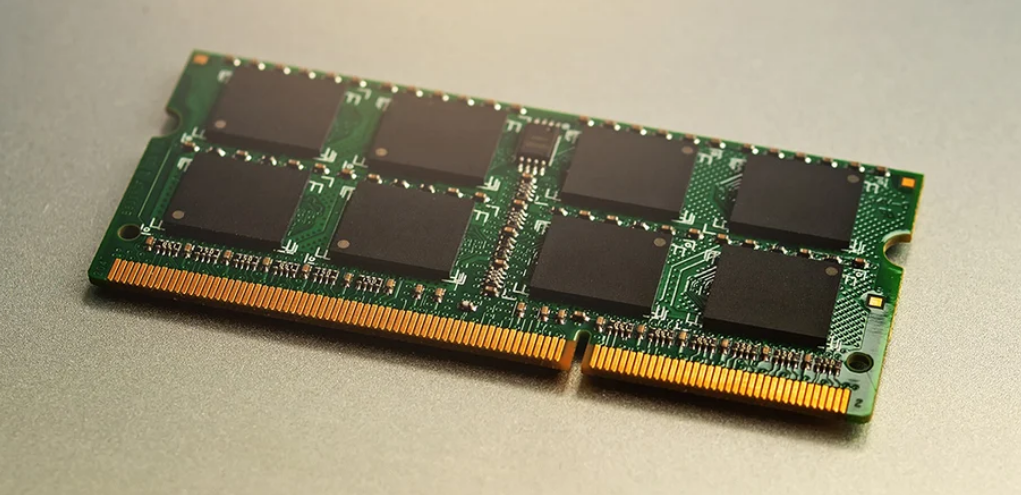 Memory Latency vs Bandwidth: How They Affect Real-World System Performance