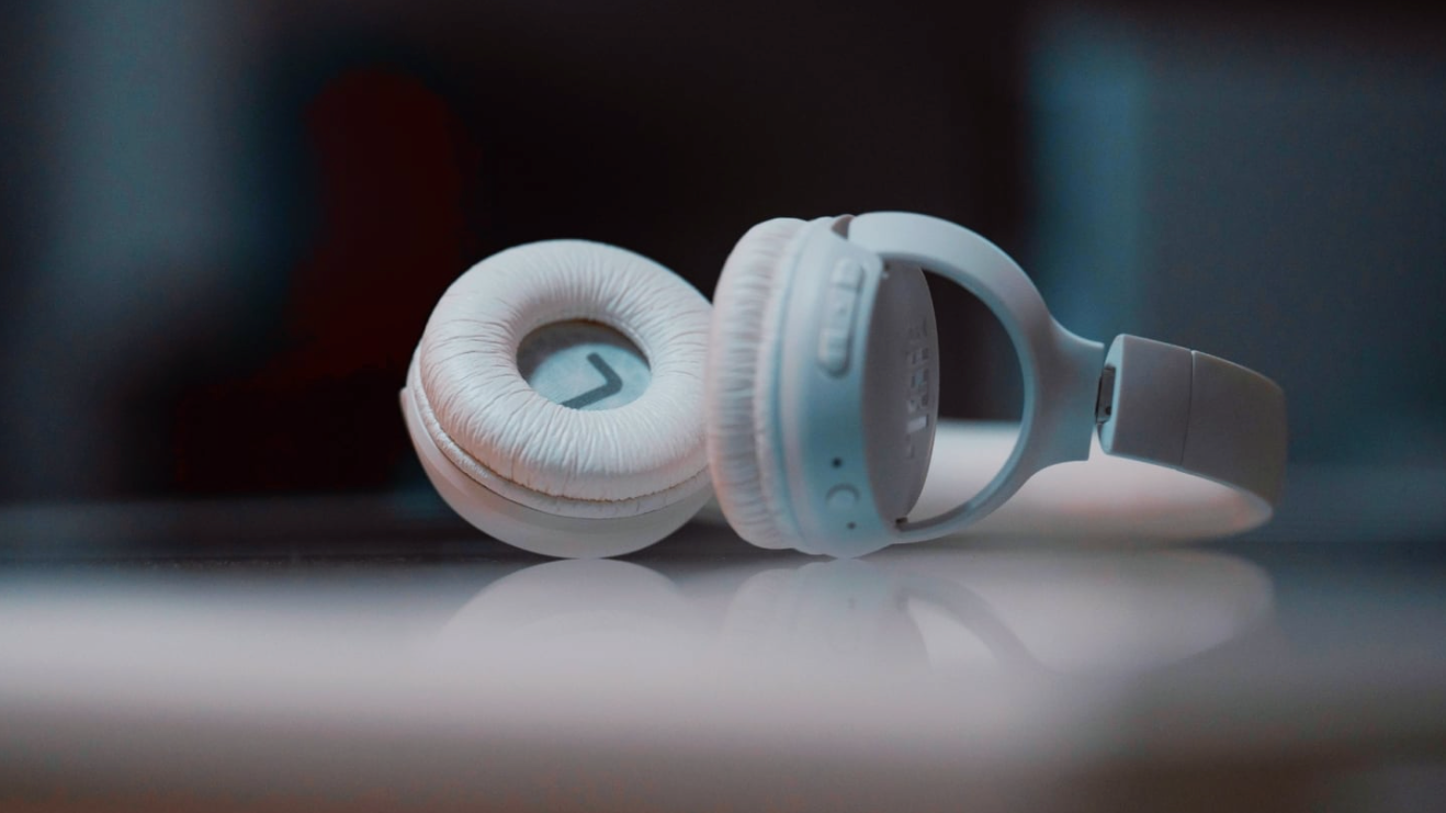 Windows 11 can now share audio with two Bluetooth headsets at the same time