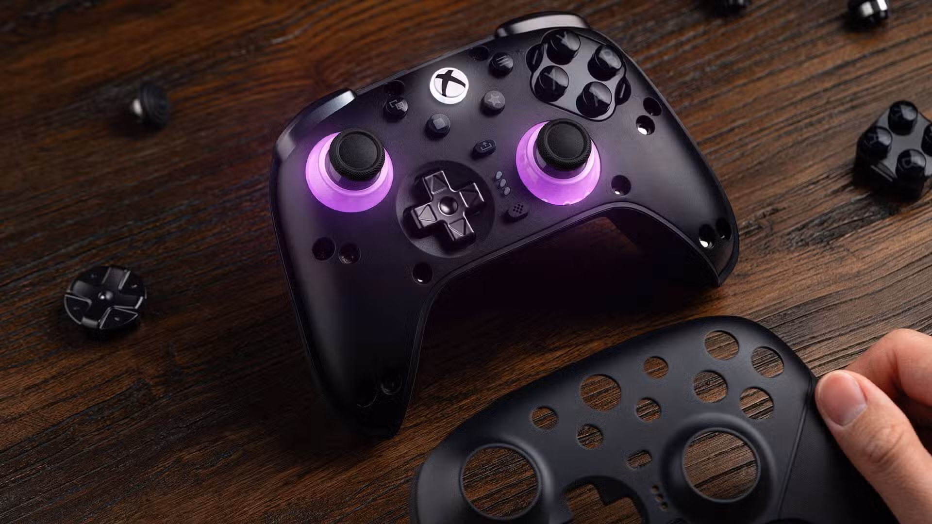8BitDo’s new Xbox controller gives serious players a cheaper Elite style option