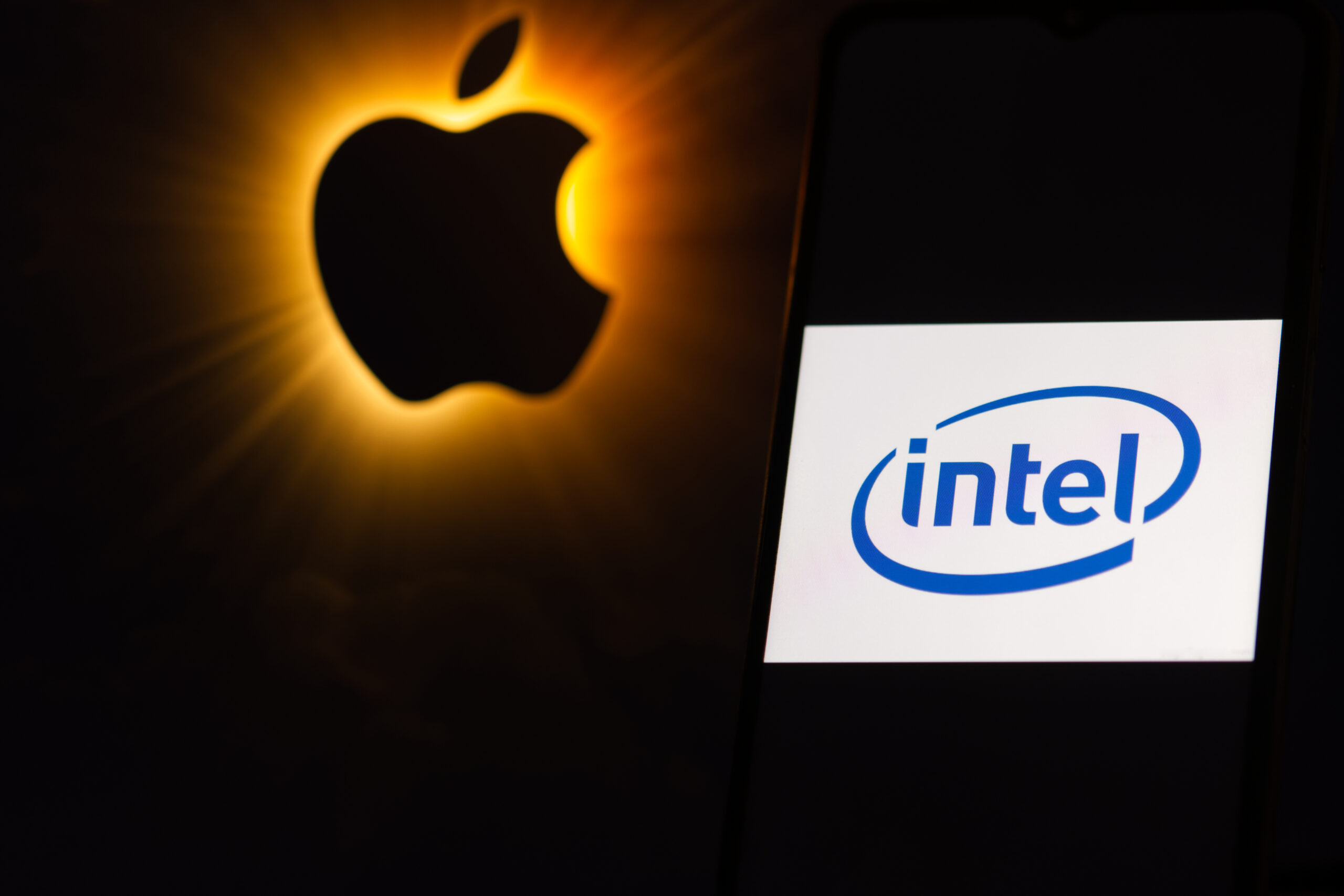 Apple Could Use Intel Foundry For Future Chips As US Pushes Domestic Semiconductor Production