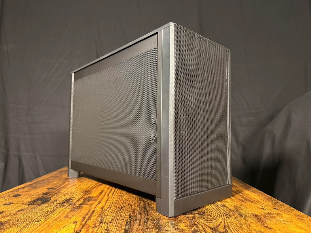Montech’s Ten Wood PC Case Adds a Scent Diffuser to Make Desk Setups Smell Better
