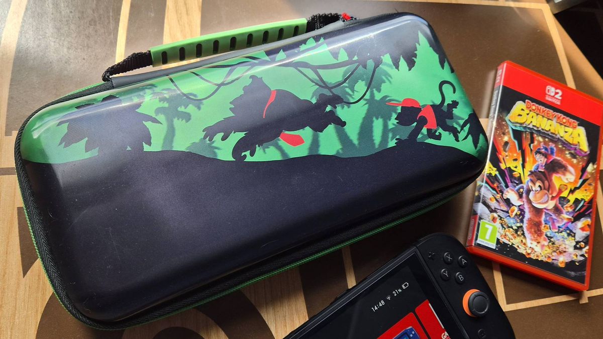Donkey Kong Switch 2 Case Drops to £9.99 With Lenticular Cover and Game Storage