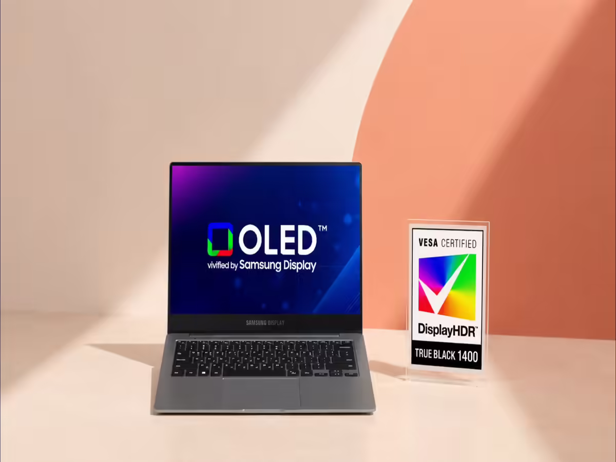Samsung Starts Shipping DisplayHDR True Black 1400 OLED Panels for Premium Laptops