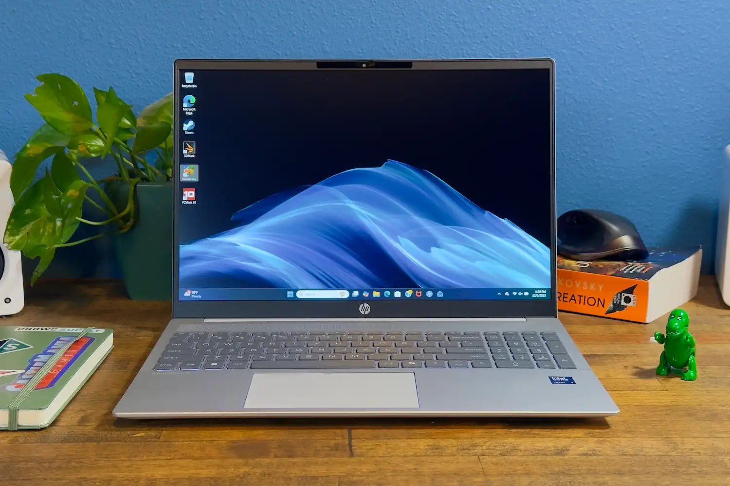 HP OmniBook 5 with Snapdragon X and 16GB RAM drops to $809.99