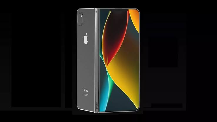 Apple Could Produce 10 Million Foldable iPhones as $2,500 Price Rumors Raise Expectations
