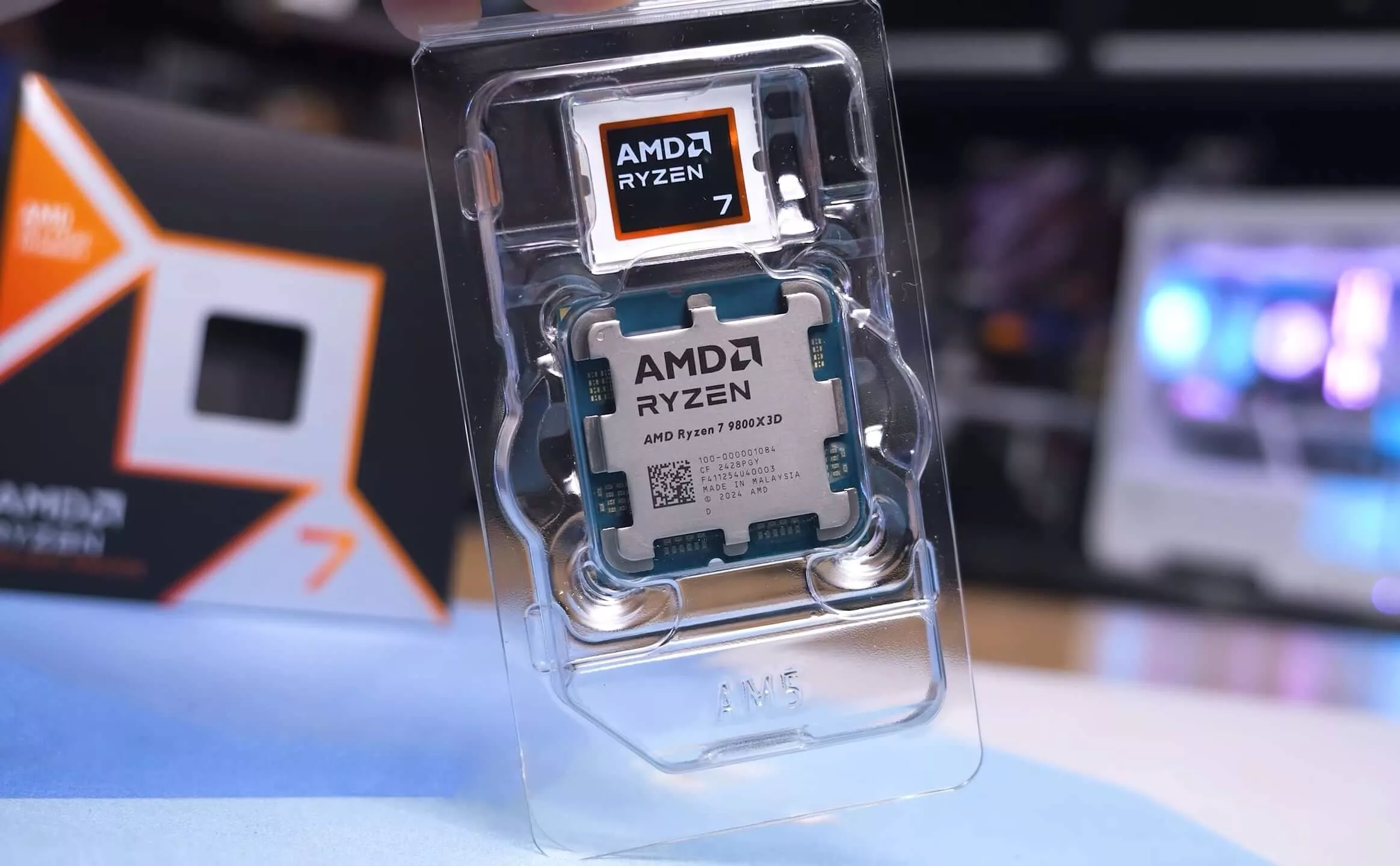 Retailer Accidentally Sends Ryzen 7 9800X3D to Customer Who Ordered a 7800X3D
