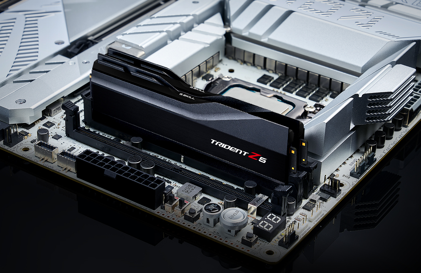 Thrift Store Shopper Finds 32GB Kingston Fury DDR5 Kit for About $14