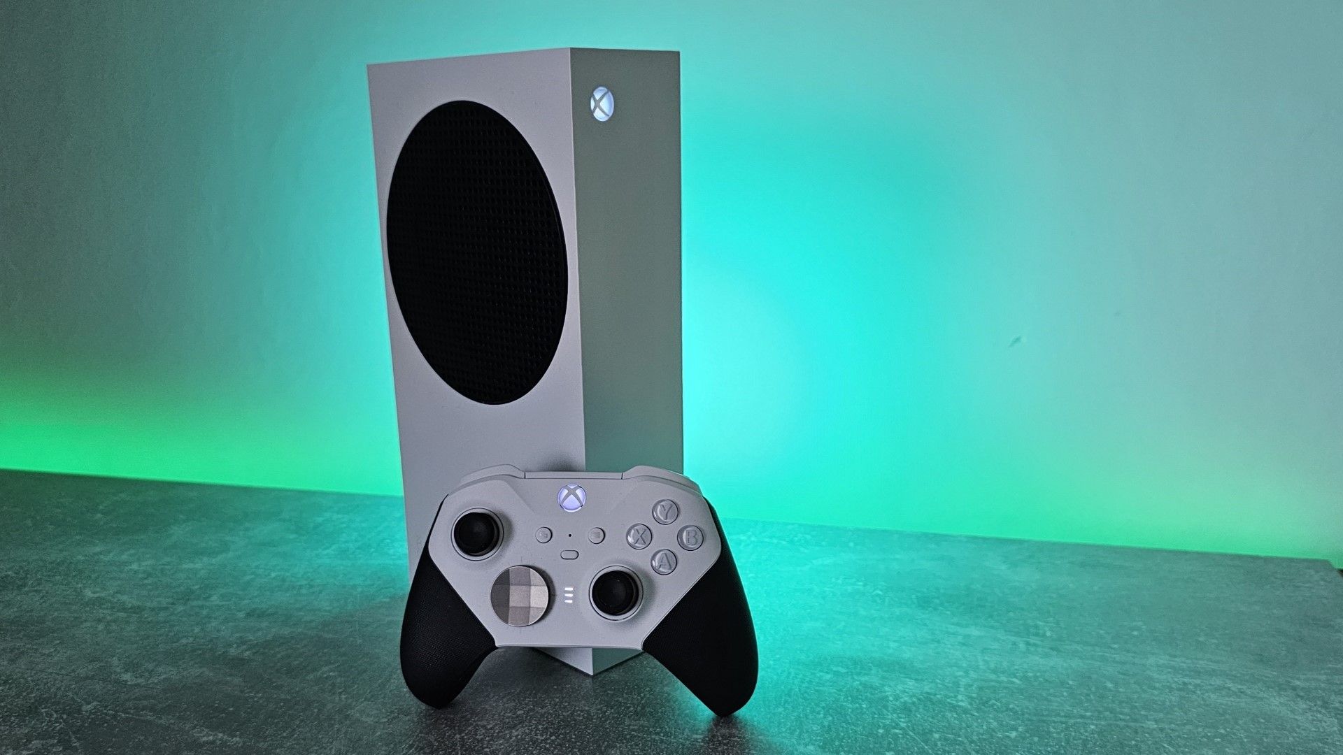 Summer Heat Is Pushing Xbox Consoles Aside in Favor of Handheld Gaming