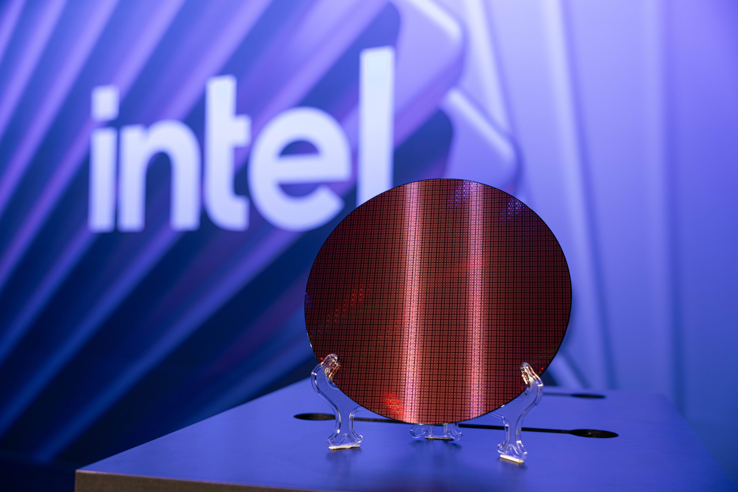 Intel 18A P Shows 30% Frequency Gain at 0.5V as Diamond Rapids and Nova Lake Prepare to Use the Node