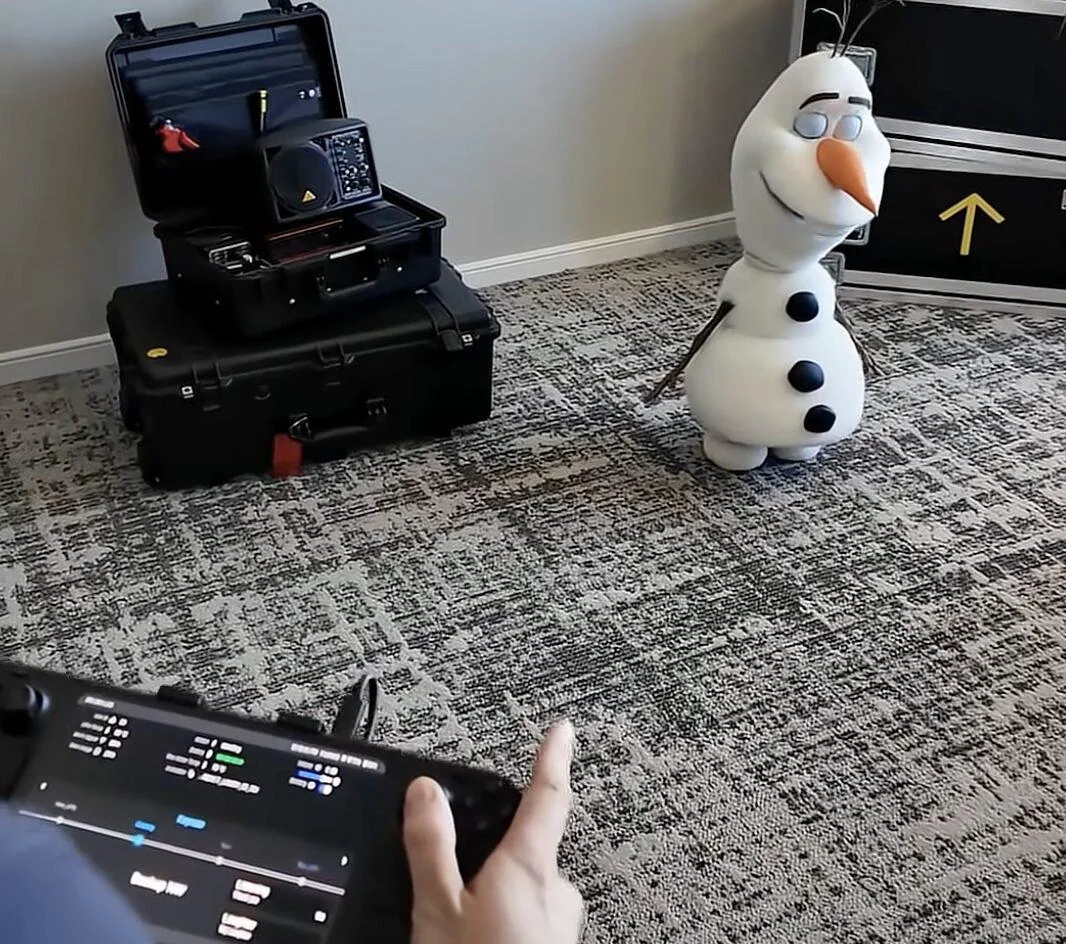 Disney Uses a Steam Deck to Control an Olaf Animatronic