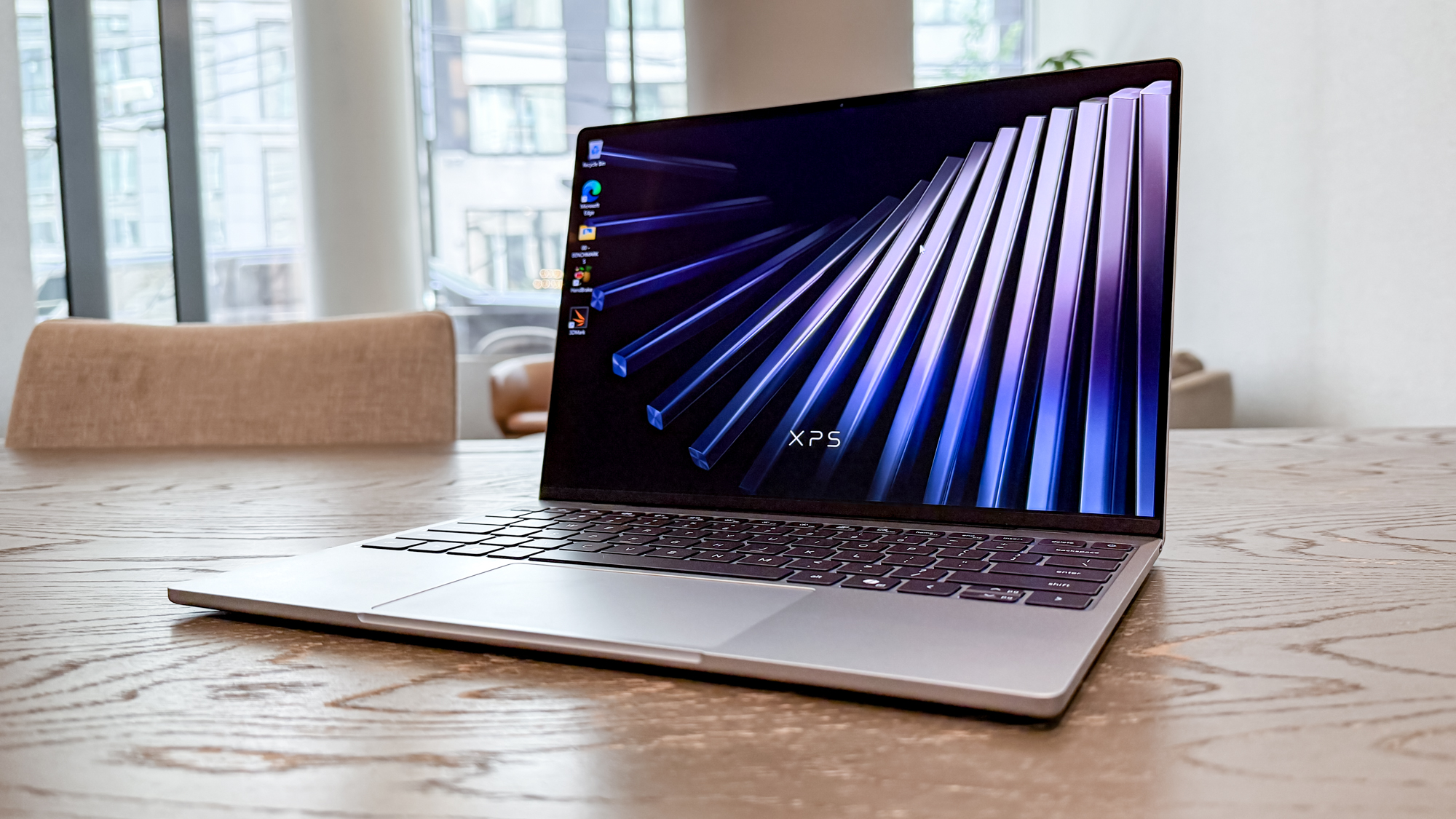 Dell XPS 13 Targets Students With a 2.2 Pound Design and Up to 17 Hours of Battery Life