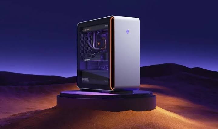 Alienware Area 51 Pairs Ryzen 7 9850X3D and RTX 5090 in a Large Premium Gaming Desktop