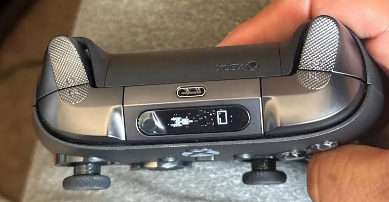 Xbox Elite Series 3 Prototype May Have Leaked With Scroll Wheels and Cloud Gaming Mode