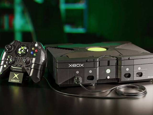 Mattel Brick Shop Reveals Full Size Original Xbox Building Set With Hidden Game Dioramas