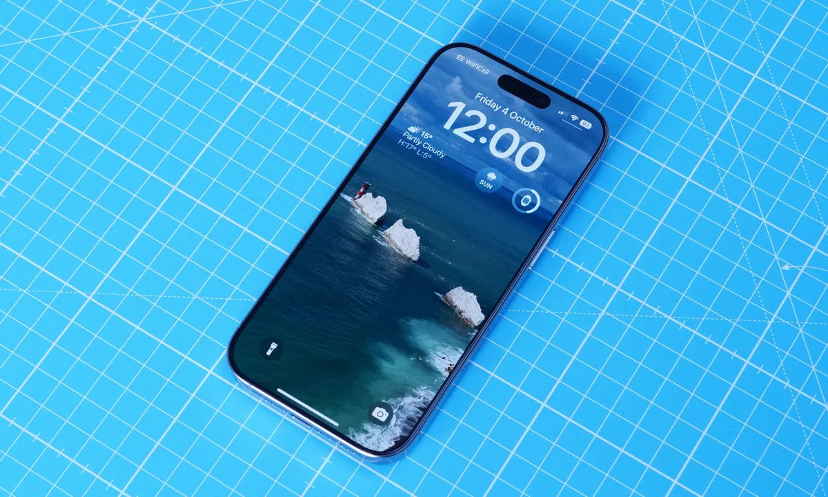 Refurbished iPhone 16 Pro Drops to $629 as Older Apple Flagships Get Deep Discounts