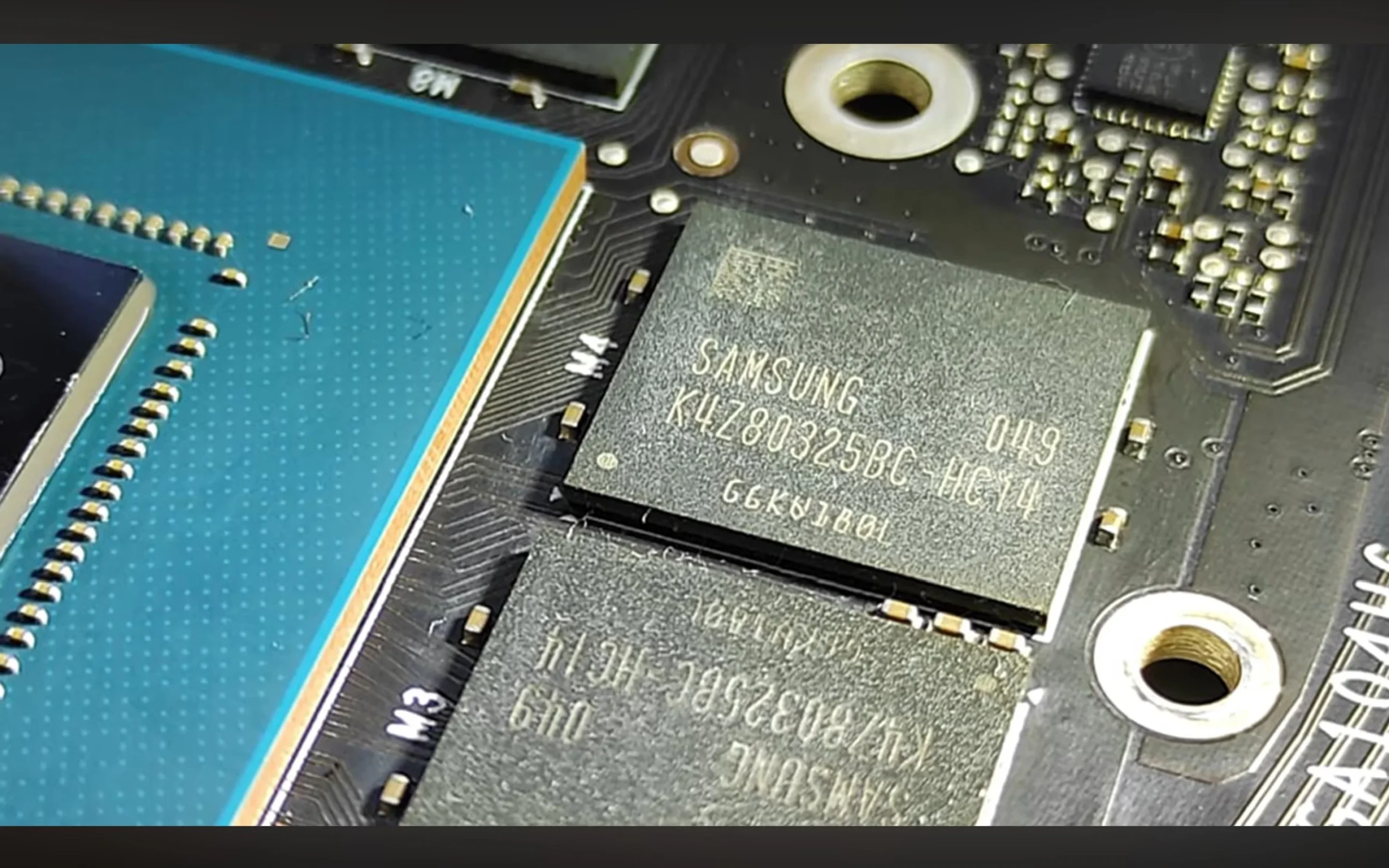 Modder Builds a Working RTX 3070 Ti 16GB With GDDR6 Memory