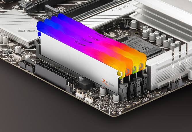 V-Color Starts Selling DDR5 Kits With One Real RAM Stick and One RGB Dummy