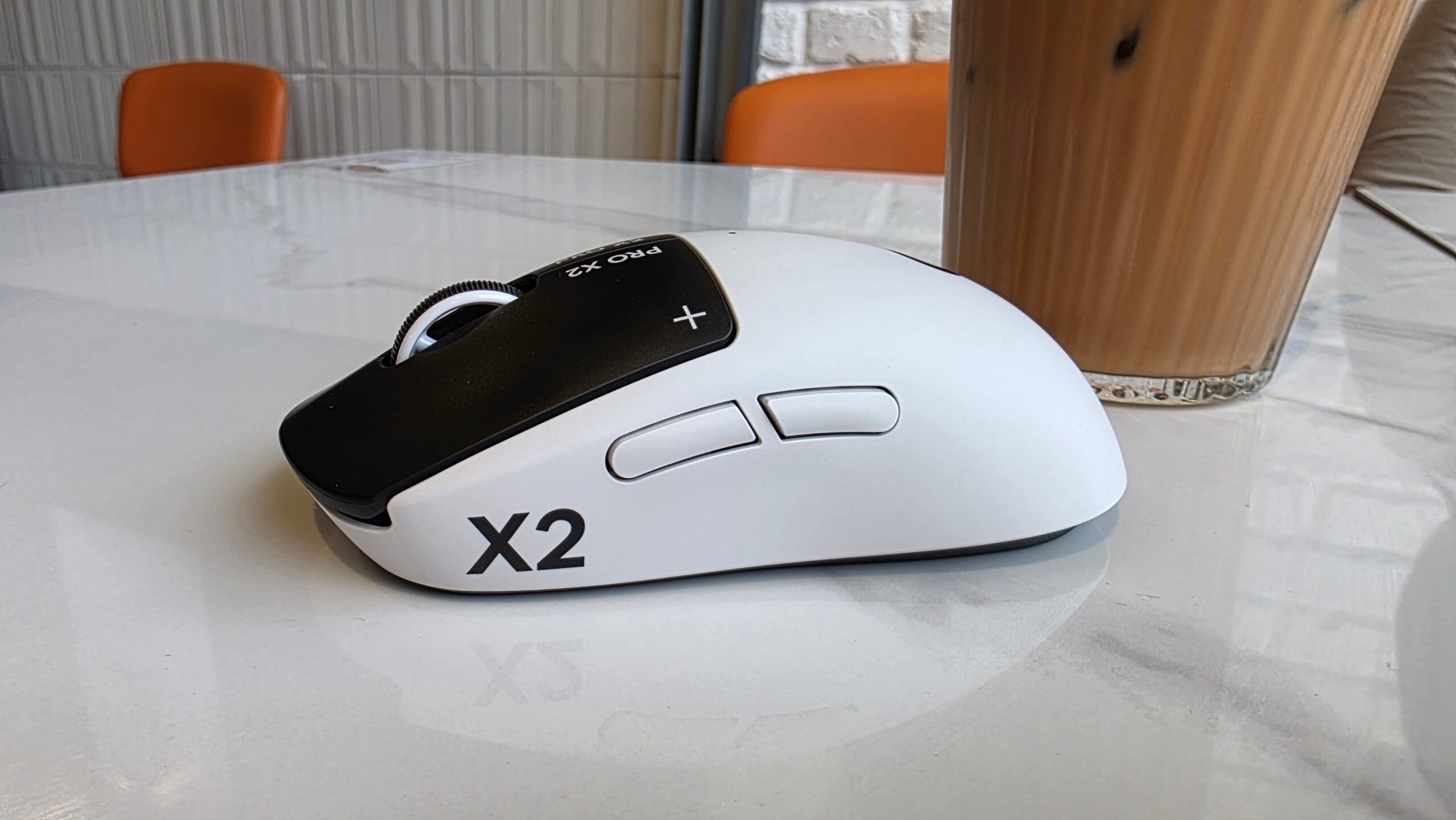 CS2 Pro Drops Logitech Superstrike for Older Superlight 2 Over Inconsistent Feel