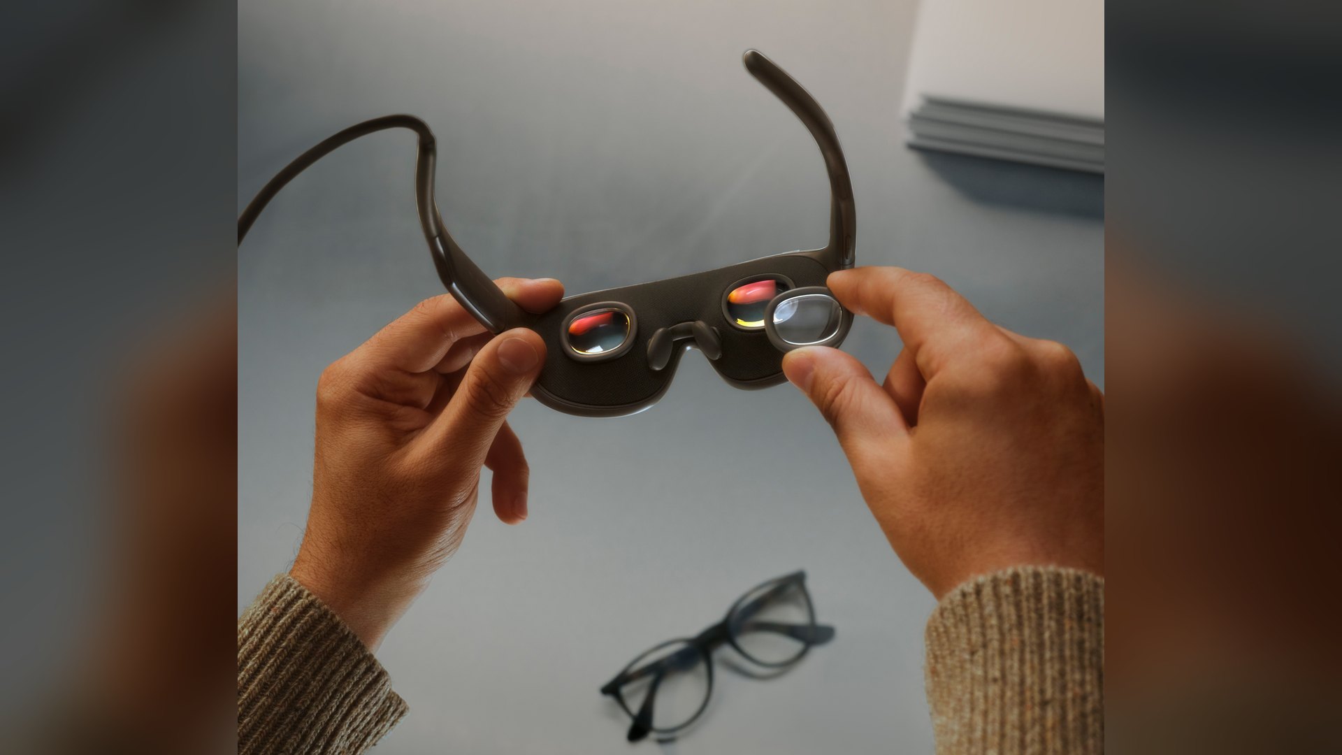 Pancake lenses and internal optics of the Meta VR Glasses