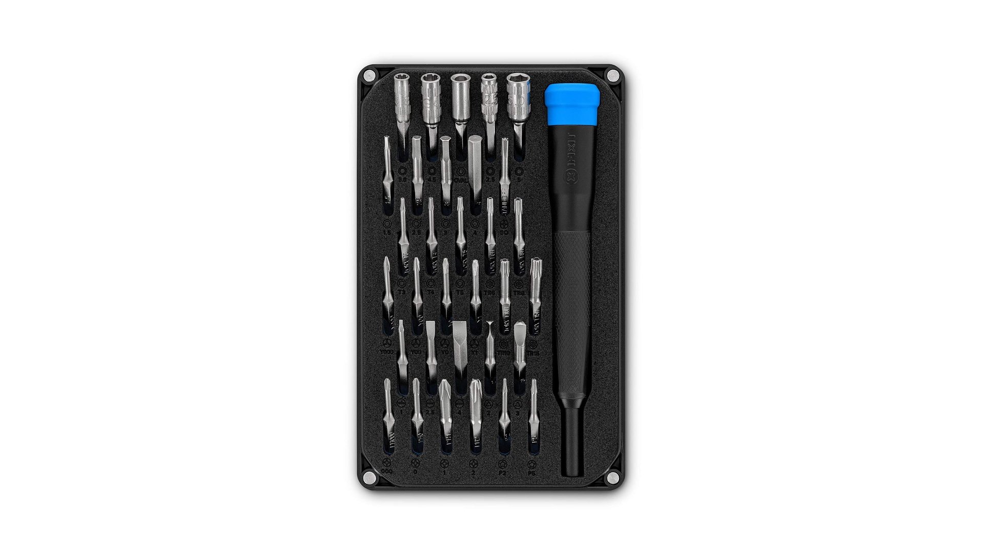 7 Gifts Under $30 for PC Builders, From $6.89 Paste to a $29.98 Multimeter