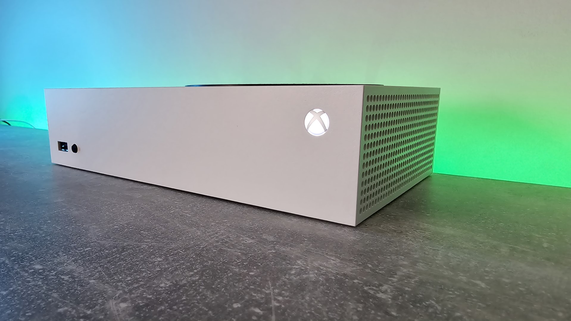 Xbox Series S Could Remain Relevant Until 2028 Thanks to AMD FSR 4.1 Performance Upgrade