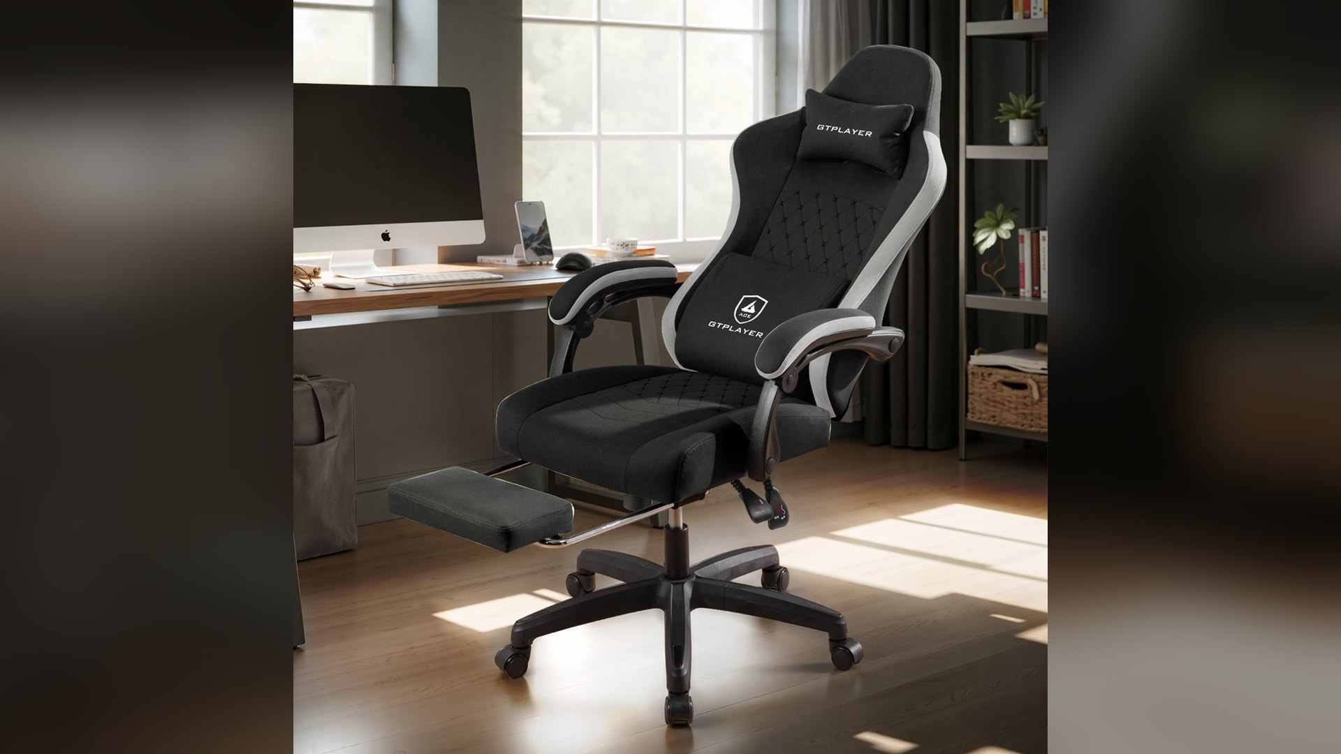 GTPLAYER LR002 gaming chair with its footrest pulled out
